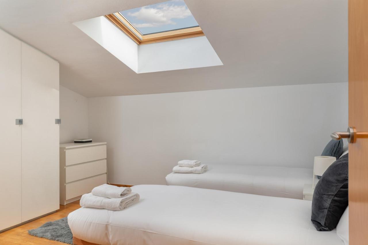 Flateli Cort Reial 7 Apartment ชีโรนา ภายนอก รูปภาพ